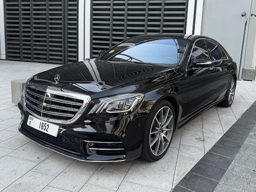 Mercedes-Benz S 560 Std 4.0L (463 HP)