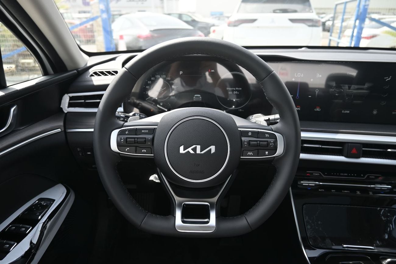 Kia K5 Kia K5 Premium 1.5L Turbo Petrol, Color White, Model 2025