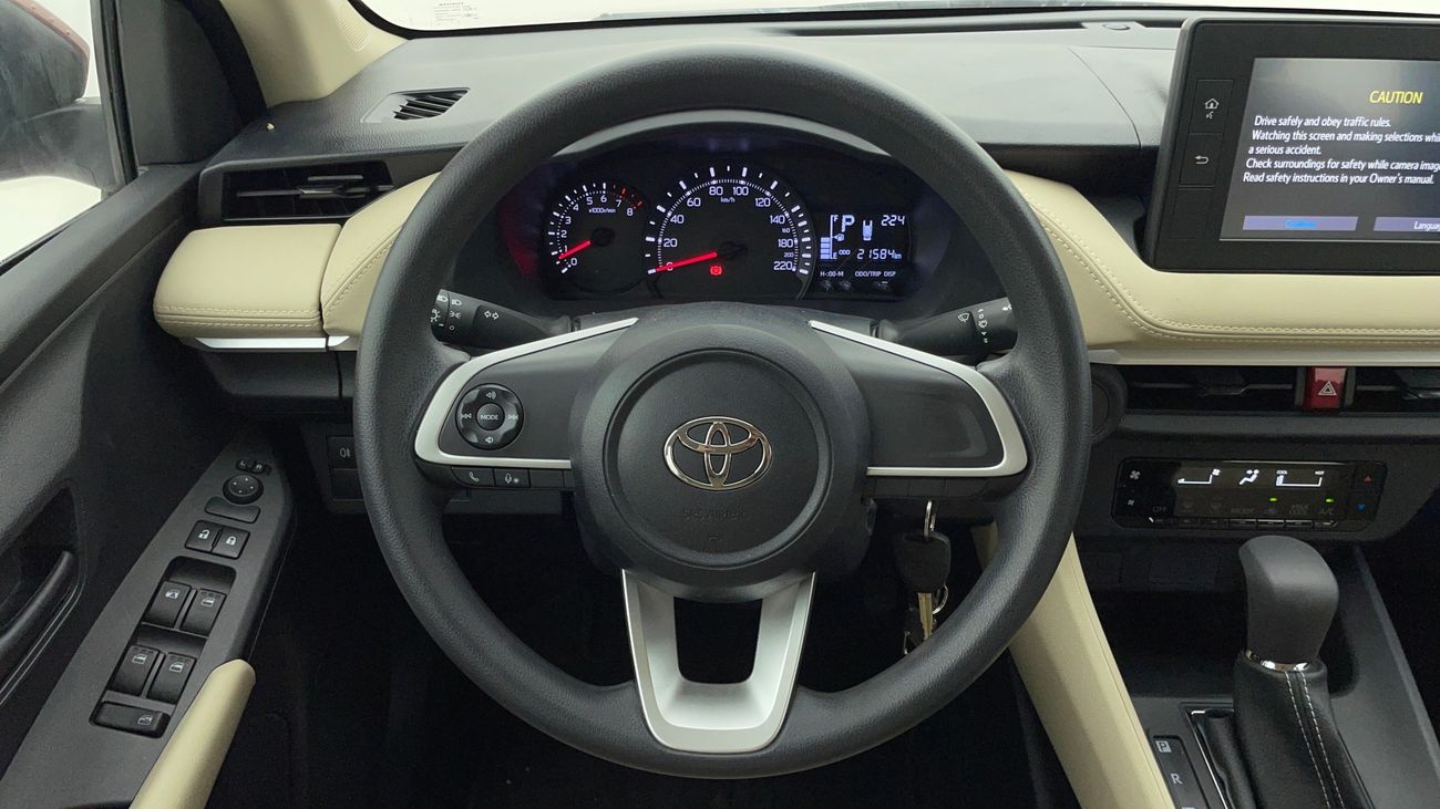 تويوتا يارس E 1.5 | بدون دفعة مقدمة | اختبار القيادة في المنزل