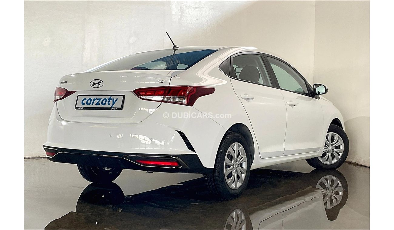 Hyundai Accent Smart Plus