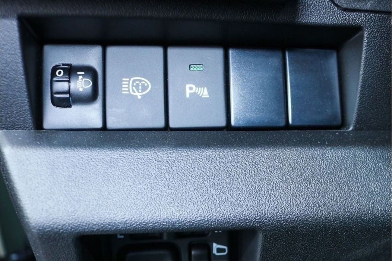 سوزوكي جيمني 2024 GLX 4x4 1.5L Petrol 4 AT - 5 Doors - SUV - 9 Inch Display - Steering Audio Controls - Export On