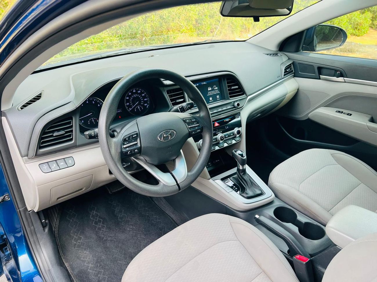 هيونداي إلانترا GLS 2.0L