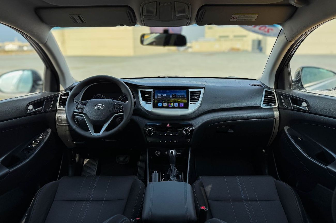 Hyundai Tucson GL Plus 2.0L