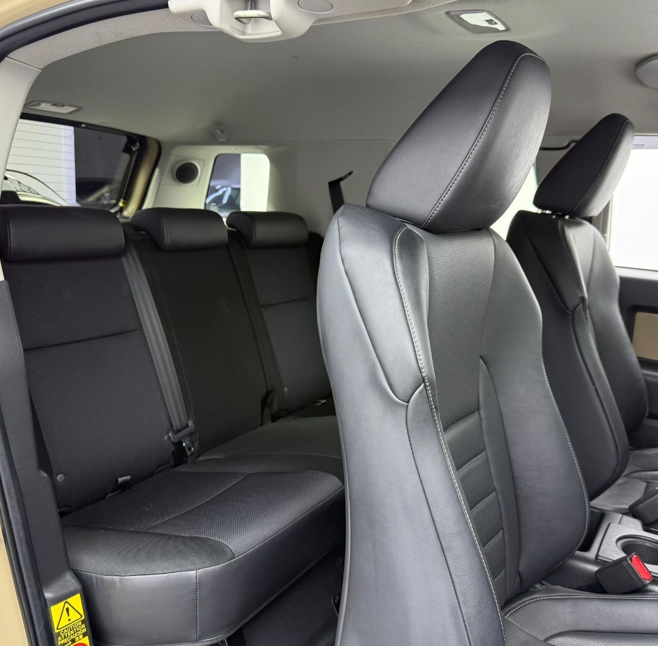 Toyota FJ Cruiser GXR 4.0L A/T 2022, 5 Years Toyota Warranty, Full Toyota Service History, Low KM