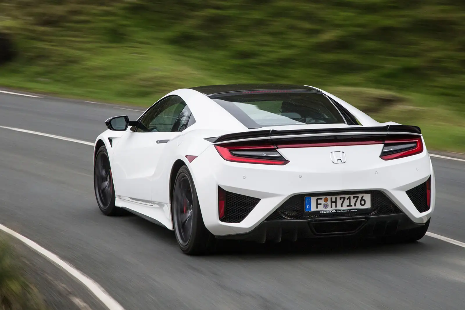 هوندا NSX exterior - Rear Right Angled