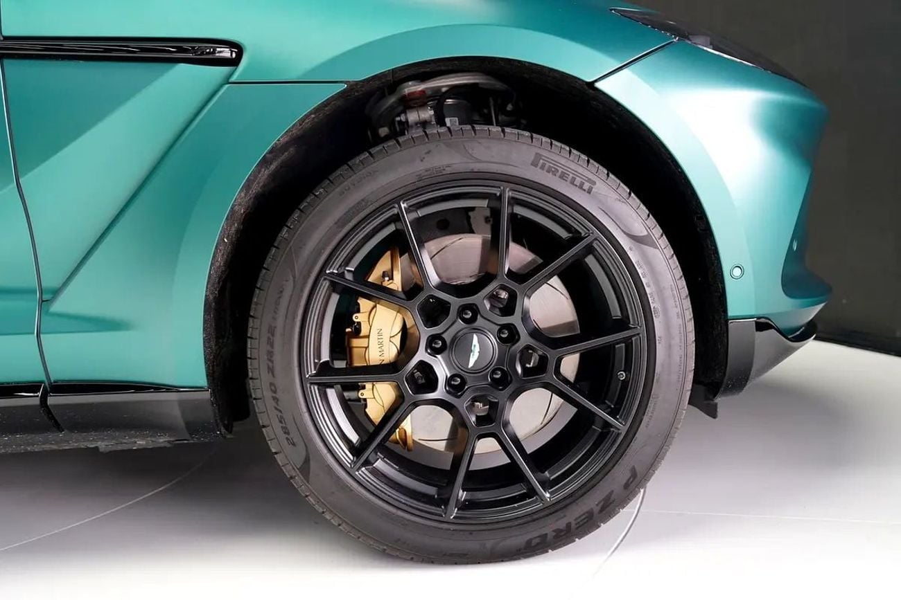 Aston Martin DBX STD