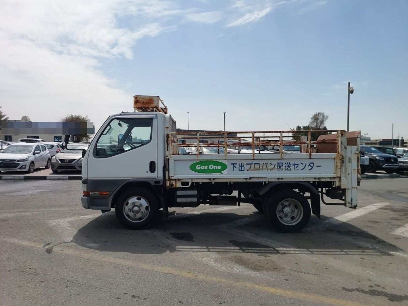 ميتسوبيشي فوسو كانتير (RAMADAN OFFER) MITSUBISHI CANTER TRUCK RHD 1997 MODEL 4.5 L DIESEL MANUAL(PM20794)
