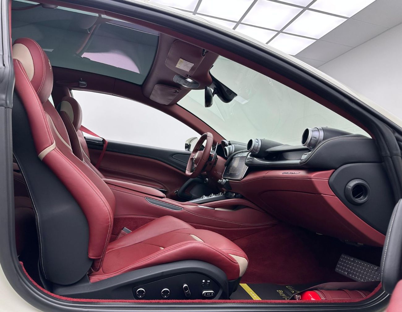 فيراري جي تي سي 4  لوسو 2017 Ferrari GTC4Lusso V12, Agency Full Service History, GCC