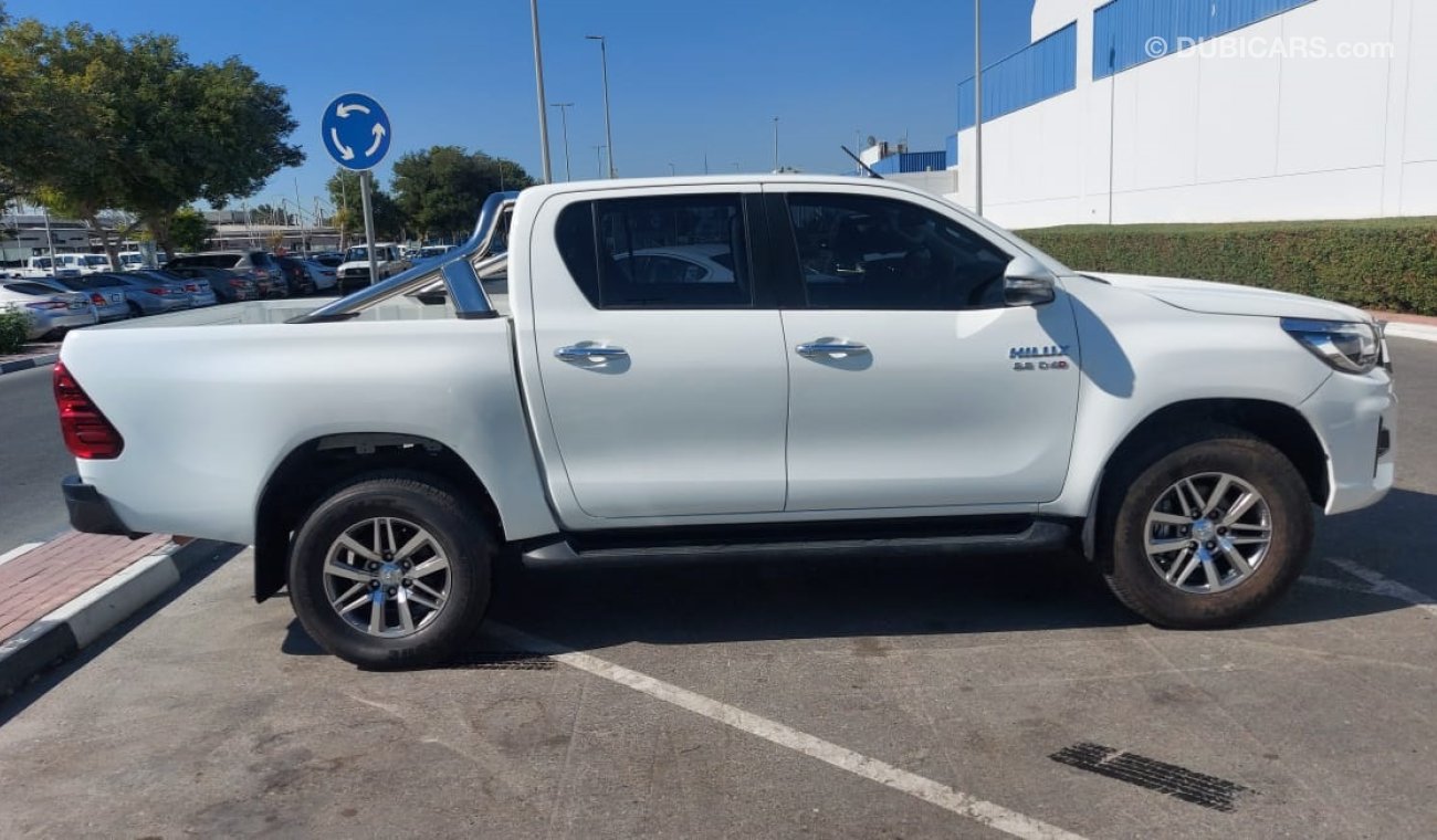 Toyota Hilux DIESEL 2.8L AUTOMATIC RIGHT HAND DRIVE (EXPORT ONLY)