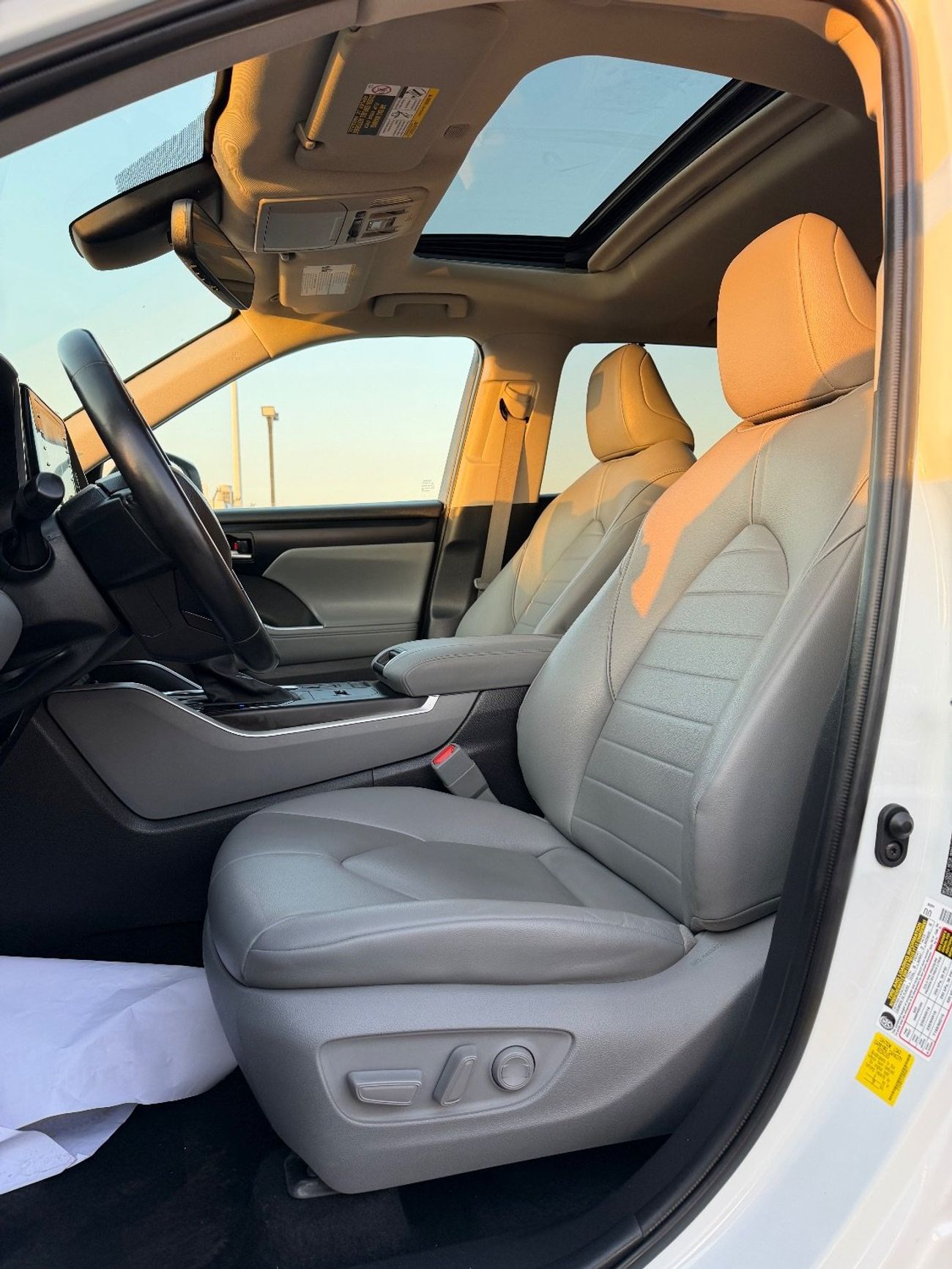 Toyota Highlander 2022 TOYOTA HIGHLANDER XLE HYBRID AWD FULL IMPORTED FROM USA