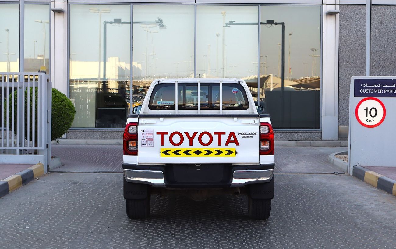 تويوتا هيلوكس GLX 2.7L Double Cab Utility AWD