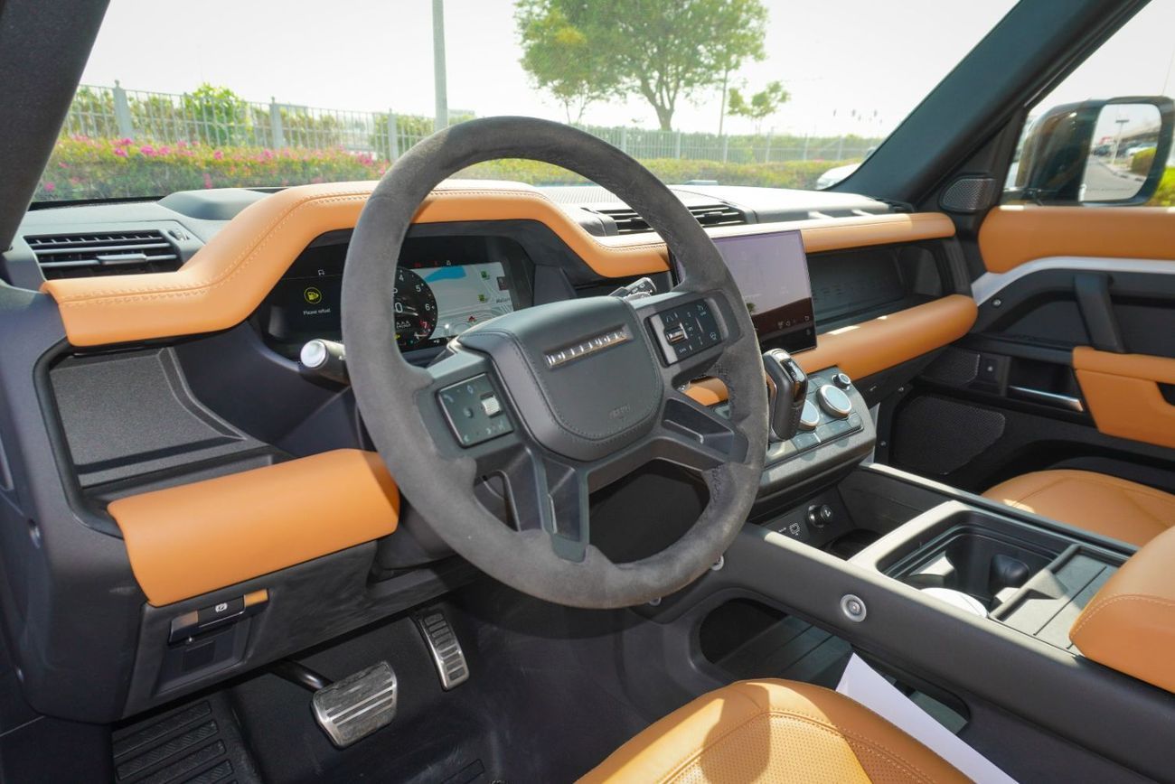 لاند روفر ديفندر 110 X P525 5.0L