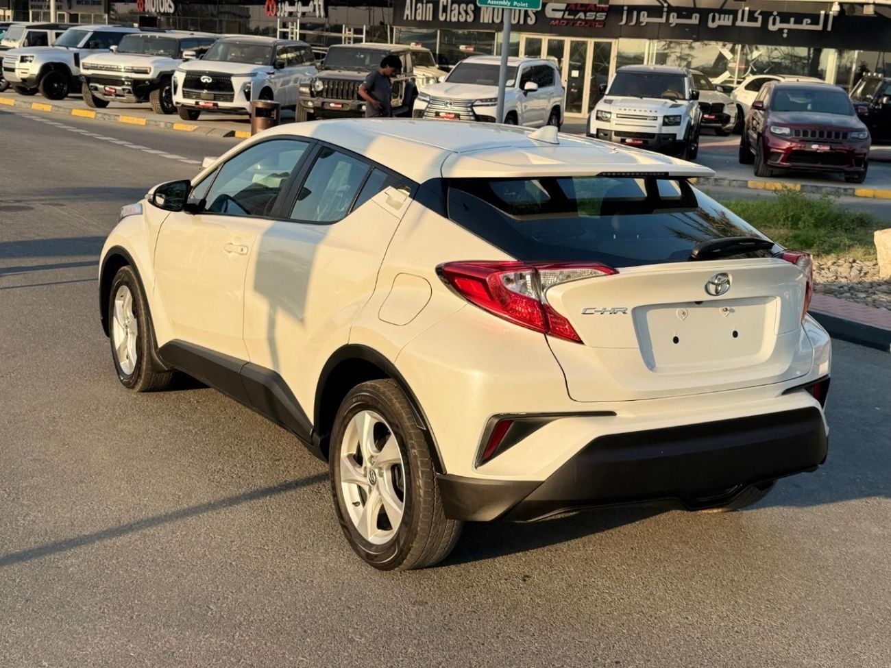 Toyota CHR VX 1.8L (100 HP) TOYOTA CHR VXR 1.8L | FULL OPTION