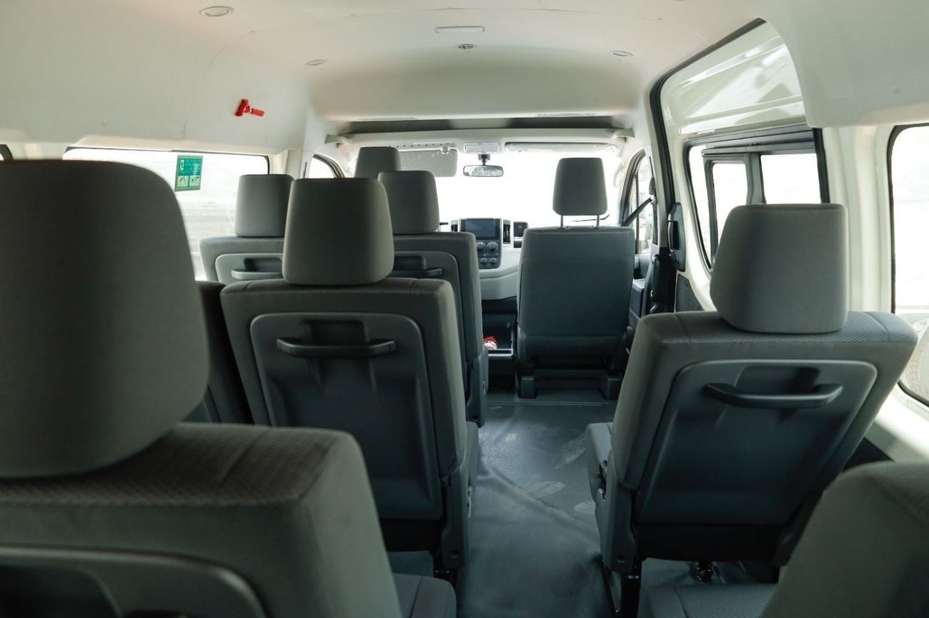 Toyota Hiace TOYOTA HIACE 3.5 MT WHITE 2026 WITH REAR HEATER