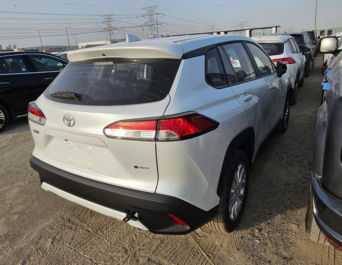 تويوتا كورولا كروس Toyota Corolla Cross Toyota Corolla Cross 2.0L HYBRIDElite AT 2026 NEW SHAPE ELECTRIC CHAIR- SUNROOF