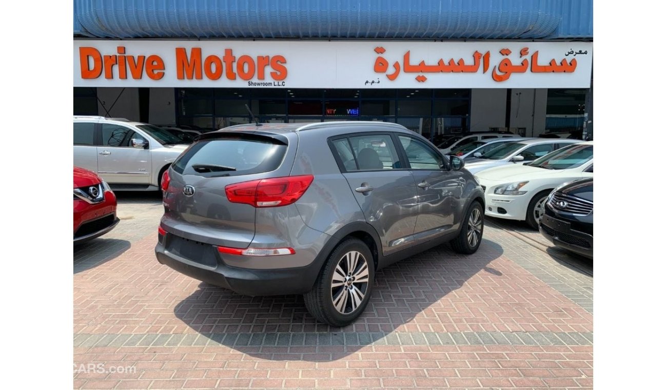 Kia Sportage UNLIMITED KM WARRANTY EXCELLENT CONDITION AED 699/ month 100% BANK LOAN.. WE PAY YOUR 5% VAT .....