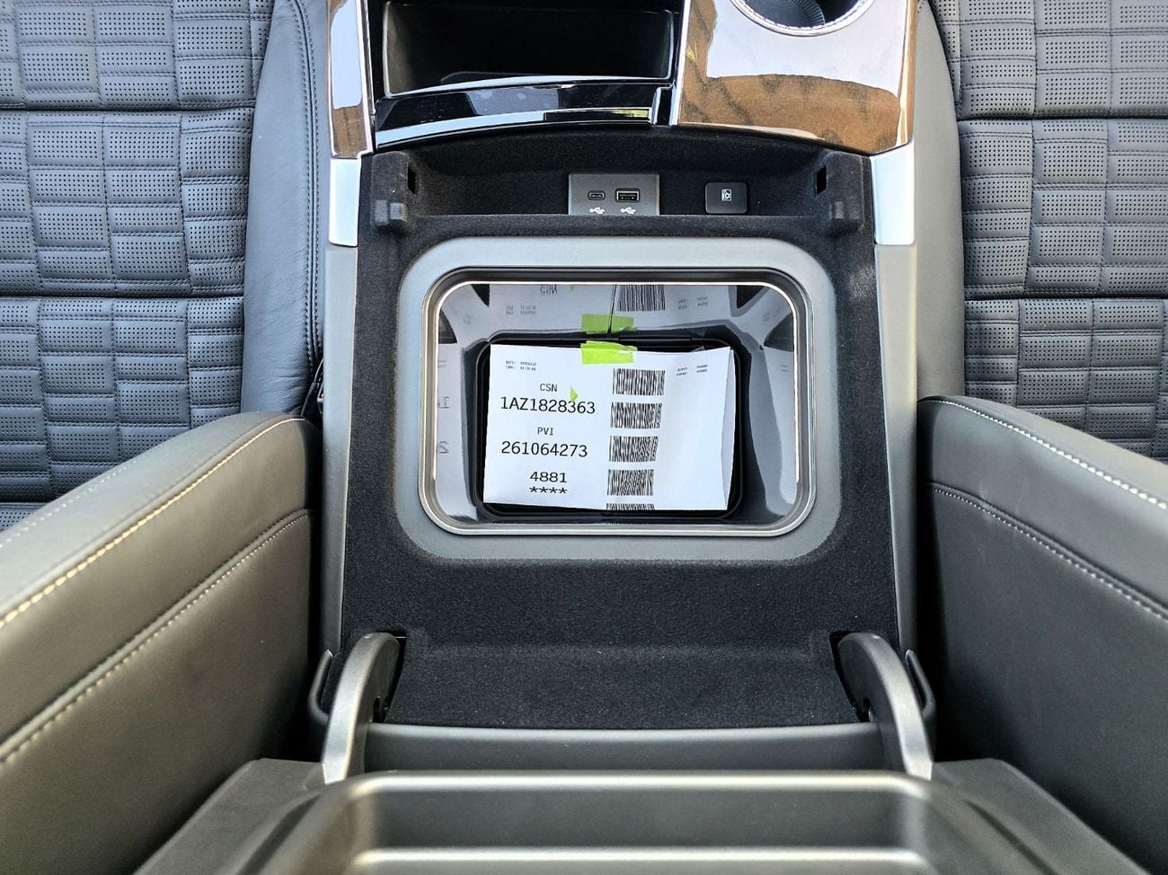 Cadillac Escalade Cadillac Escalade 6.2L Petrol V8 4WD Sport Platinum Black Color 2026 Model