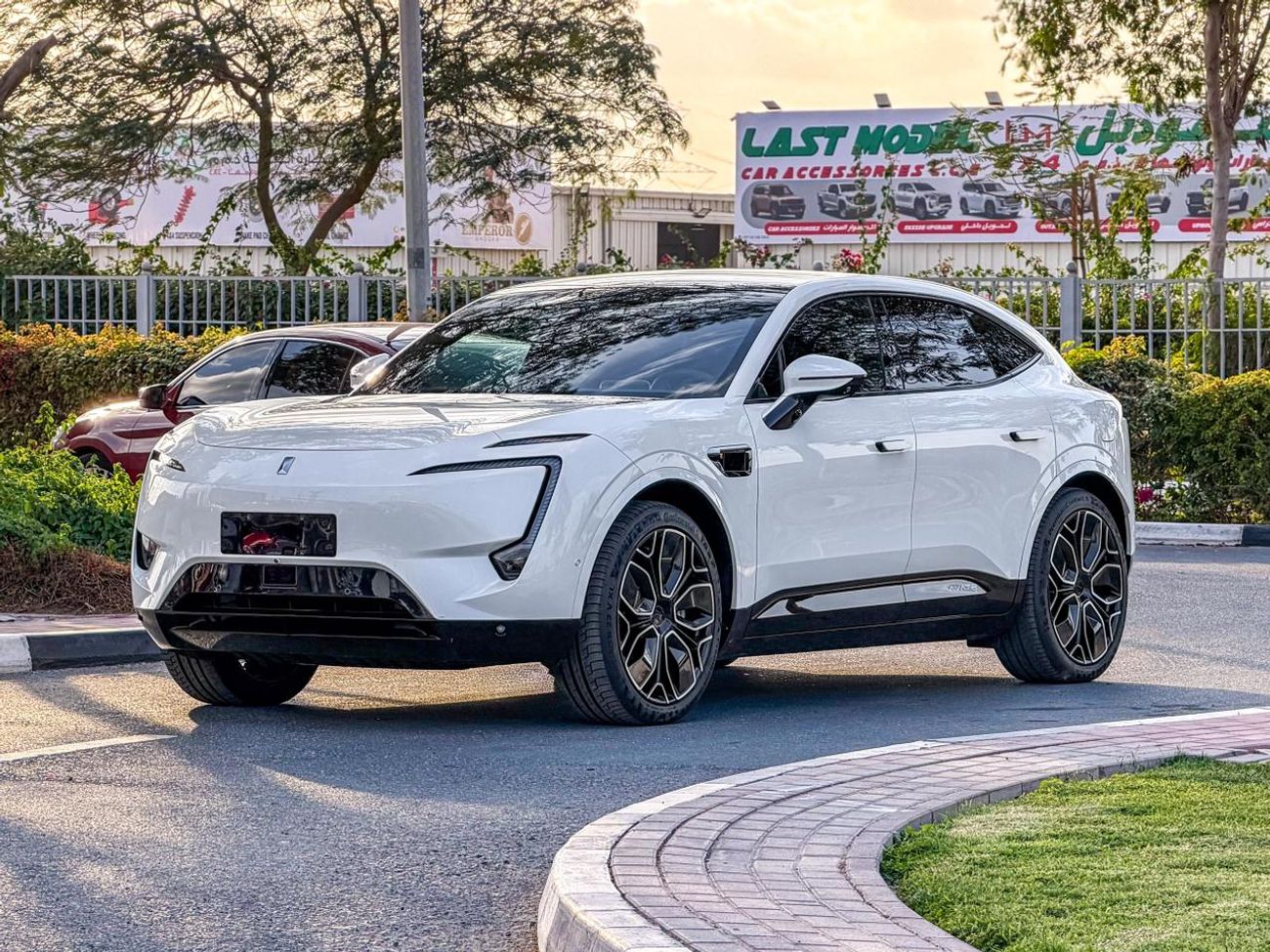 أفاتر 11 Premium AWD