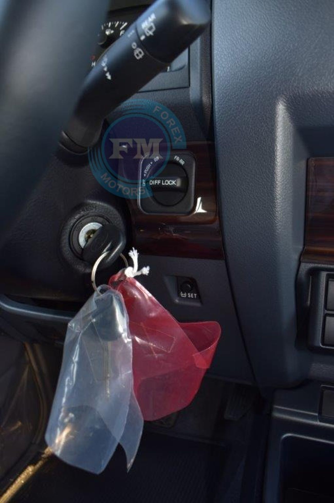 Toyota Land Cruiser 76 Hardtop LX Limited V8 4.5L Turbo Diesel 4WD Manual Transmission