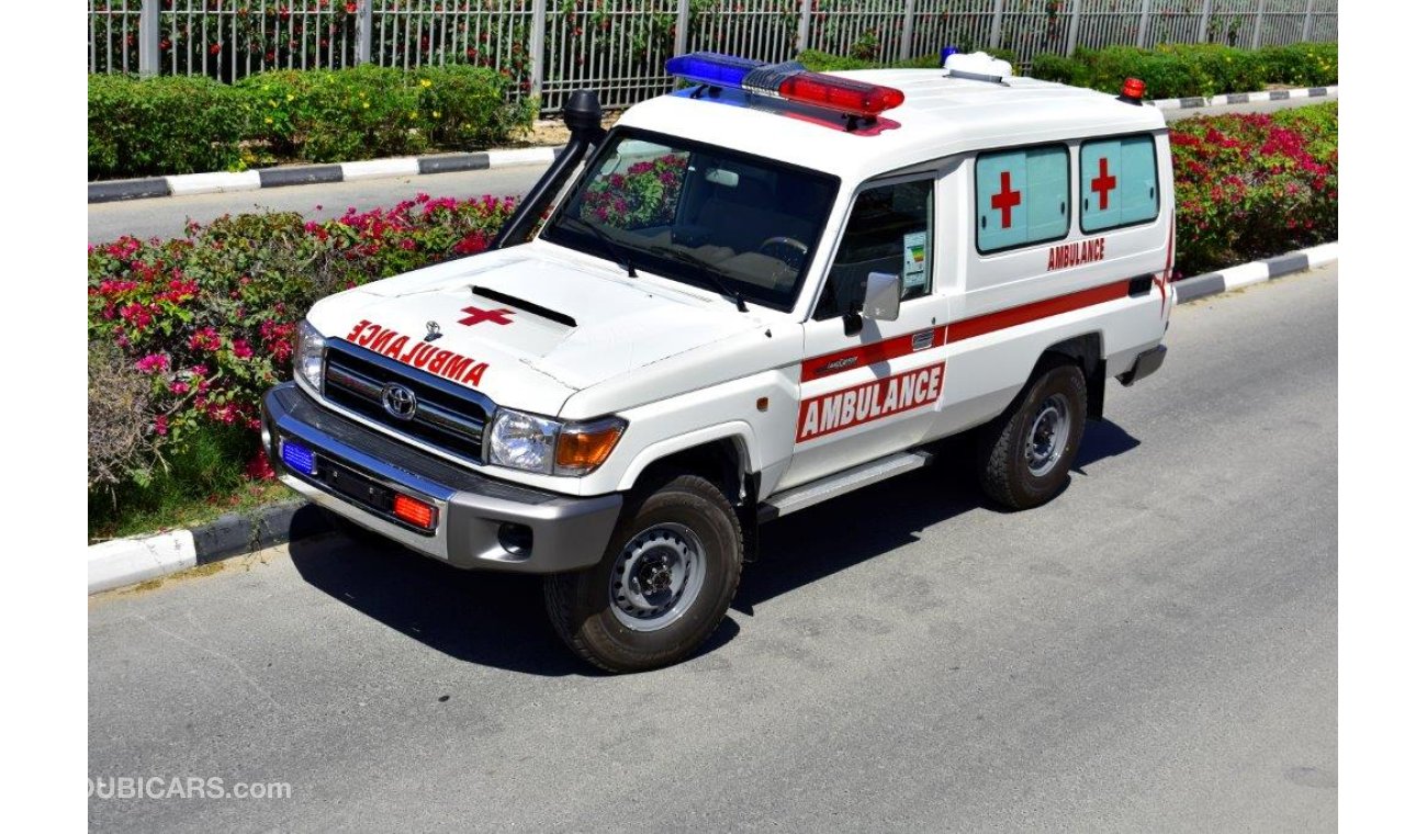 تويوتا لاند كروزر هارد توب 78 HARDTOP 4.5L V8 PATIENT TRANSPORTER AMBULANCE VAN.