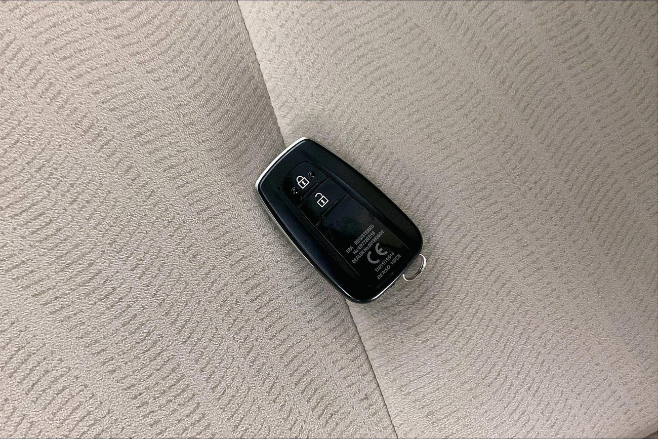 تويوتا برادو GXR | شامل الضمان | 0 ﺪﻔﻋﺓ ﺃﻮﻟﻯ