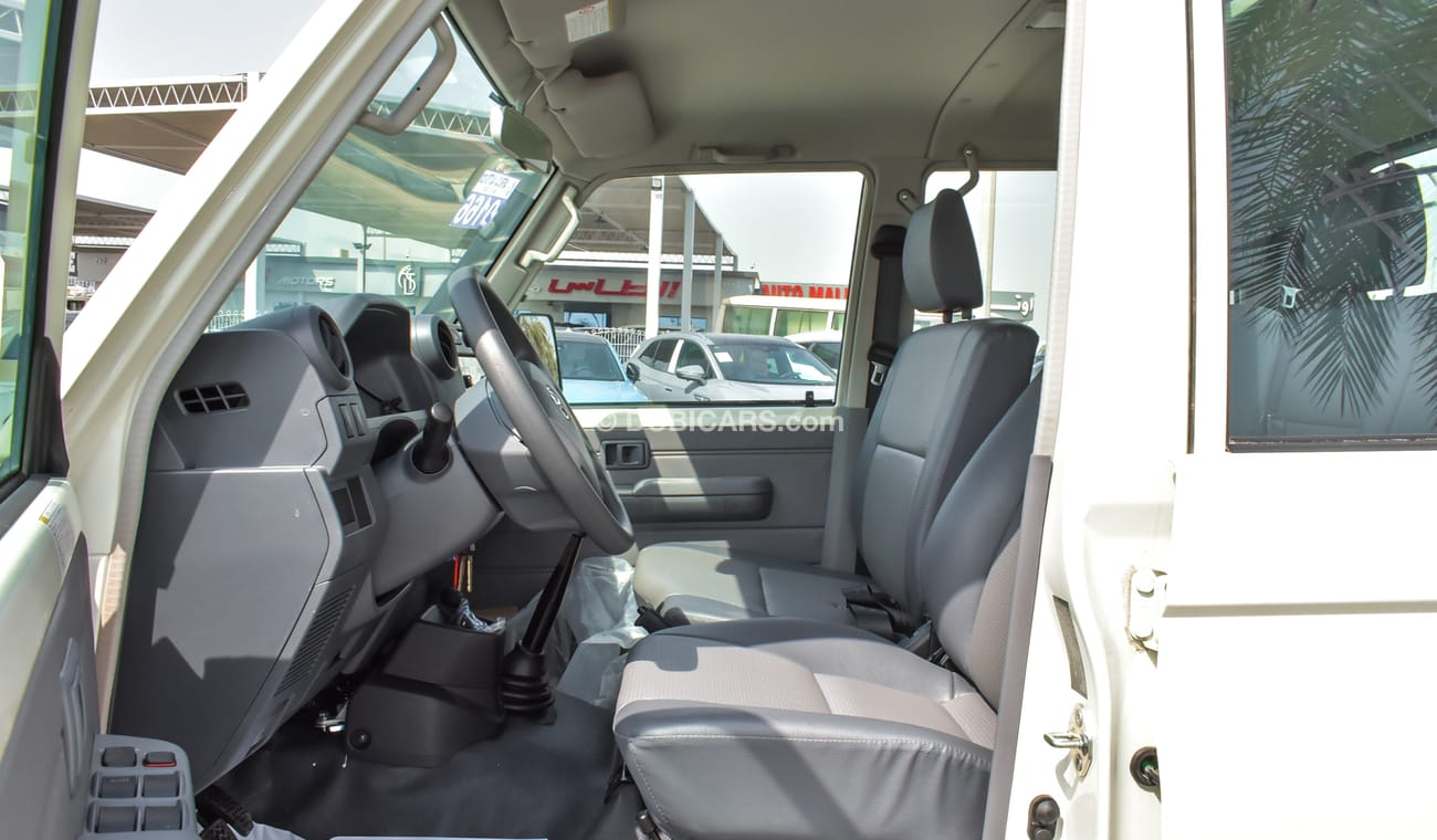 Toyota Land Cruiser Pick Up 4.2L Diesel V6 Double Cabin