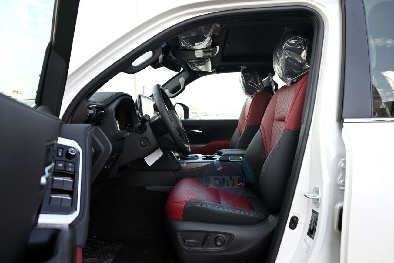 تويوتا لاند كروزر VXR V6 3.3L Diesel 4WD 7 Seater Automatic