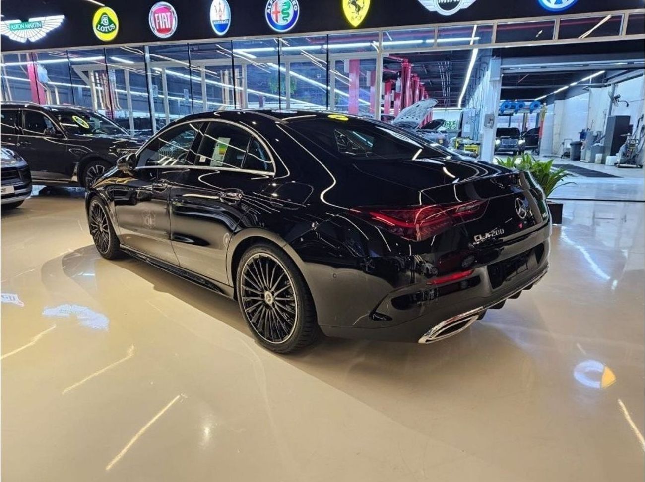 مرسيدس بنز CLA 200 MERCEDES CLA200/2024 0KM WITH DEALER WARRANTY