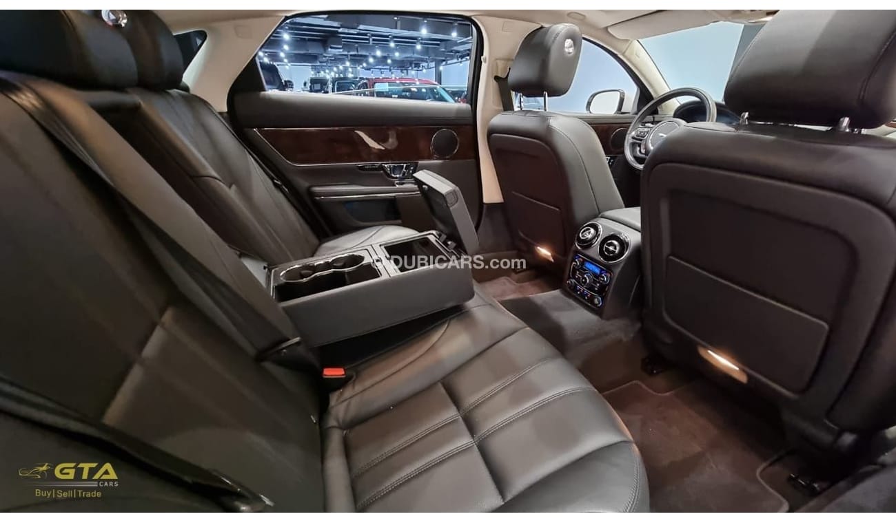 Jaguar XJ 2015 Jaguar XJ, Luxury edition, Full Jaguar Service History , GCC