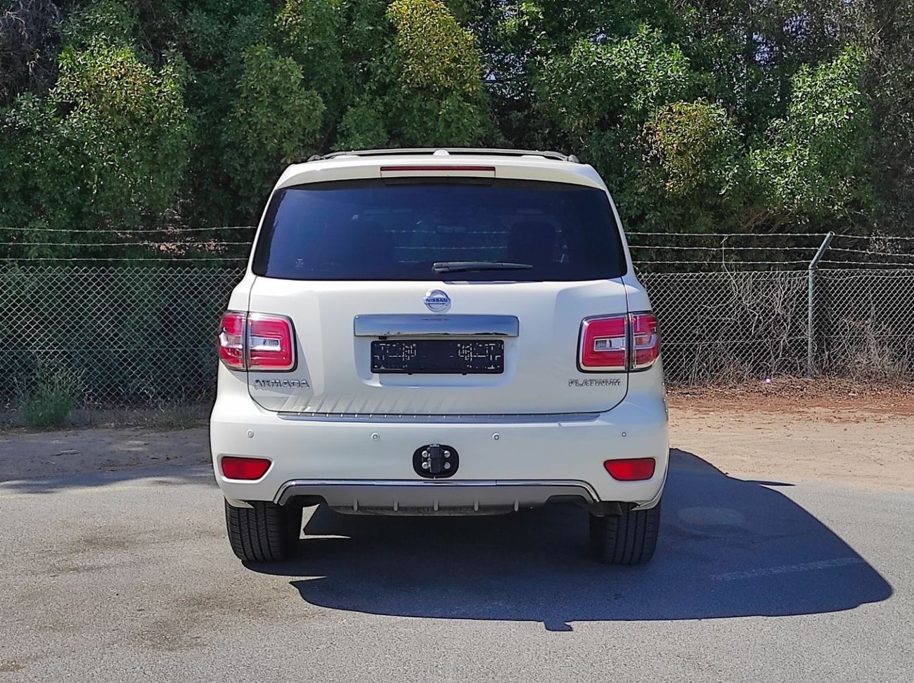 Nissan Armada Nissan Armada 2018 4WD Full options no1 5camera