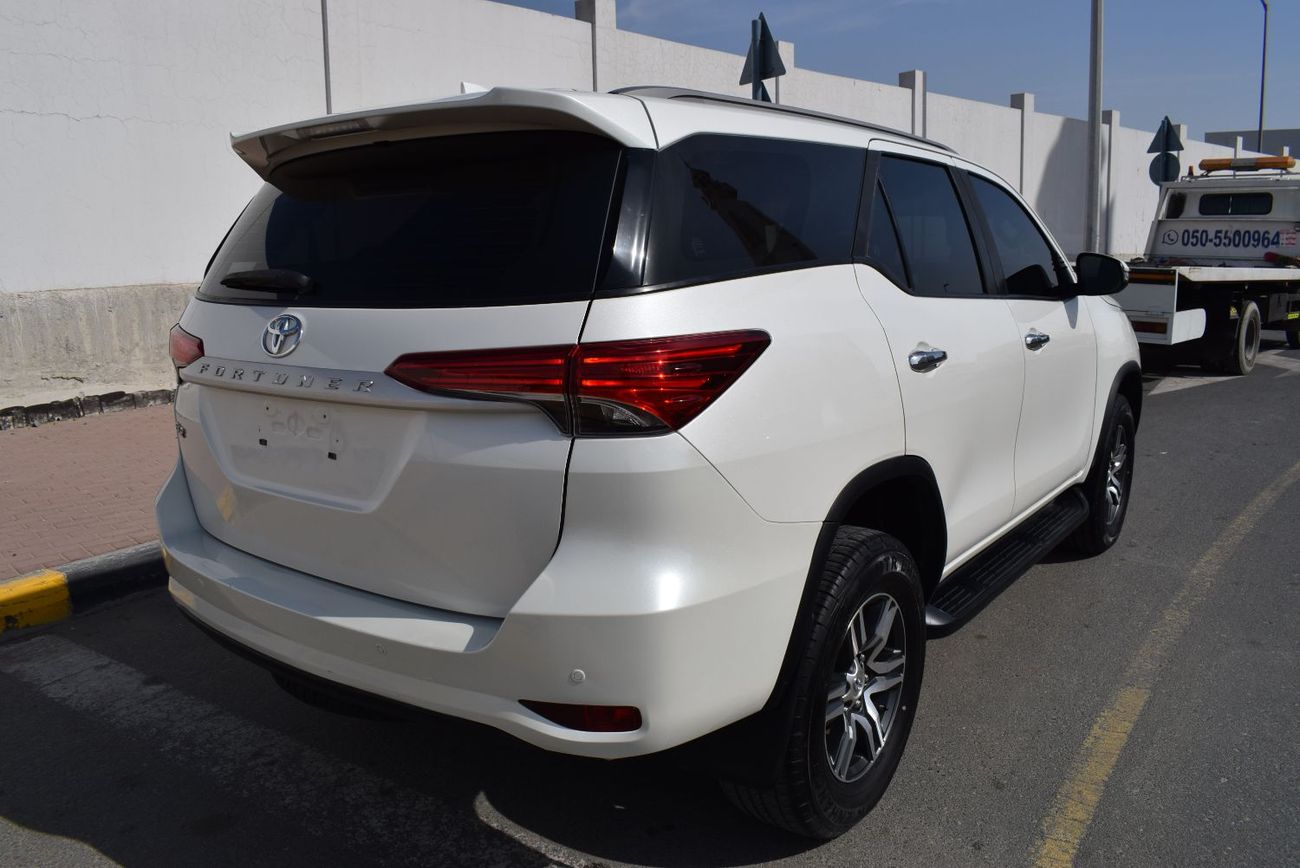 تويوتا فورتونر EXR 2.7L (160 HP)