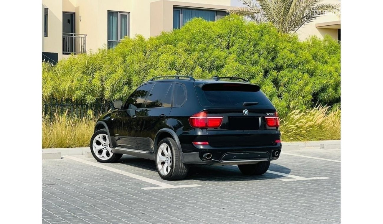 BMW X5 xDrive 35i || Sunroof || GCC || Well Maintained