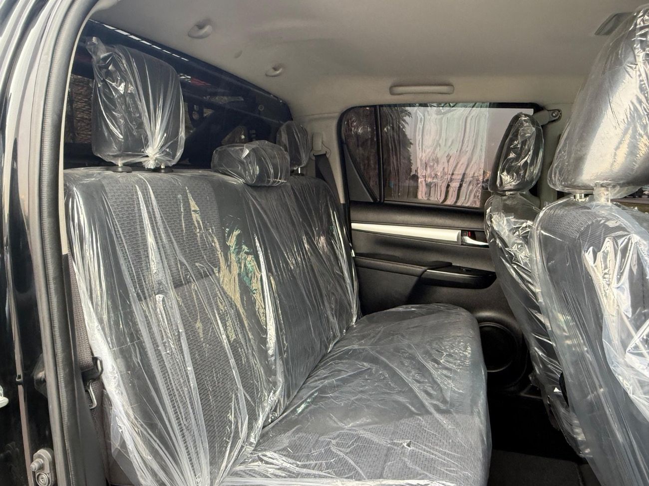 Toyota Hilux SR5 with full option 4x4