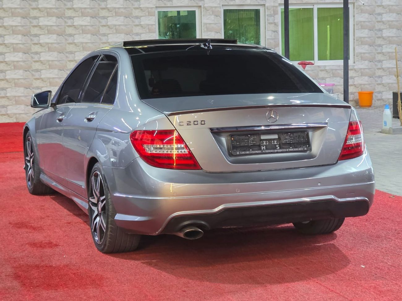 مرسيدس بنز C 200