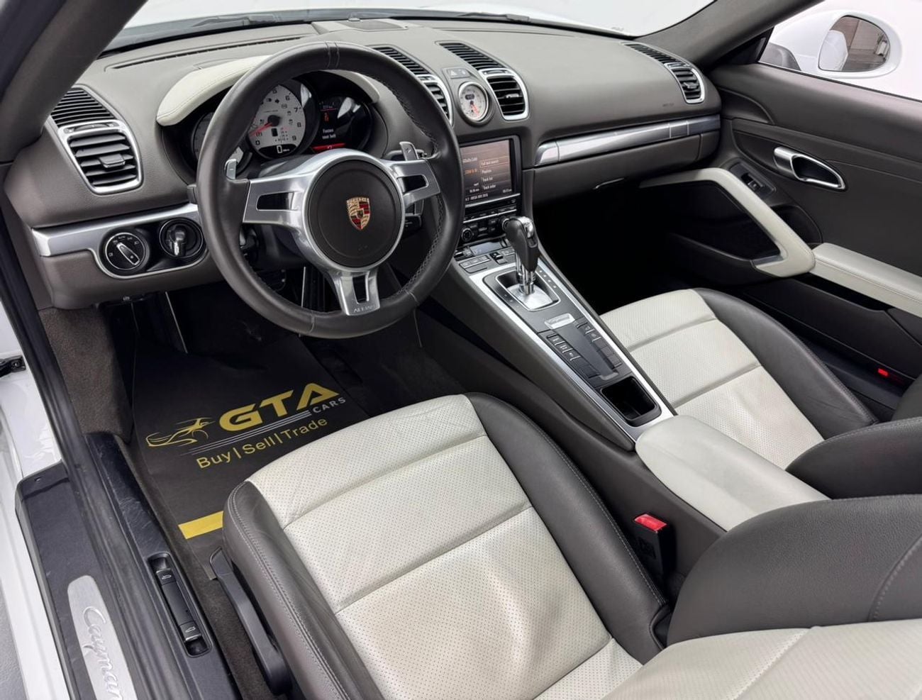 Porsche Cayman Std 2.7L 2015 Porsche Cayman, Service History, Excellent Condition, GCC