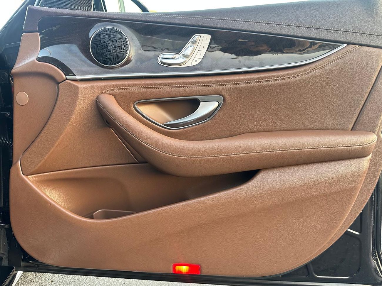 مرسيدس بنز E200 Mercedes E200_GCC_2019_Excellent Condition _Full option