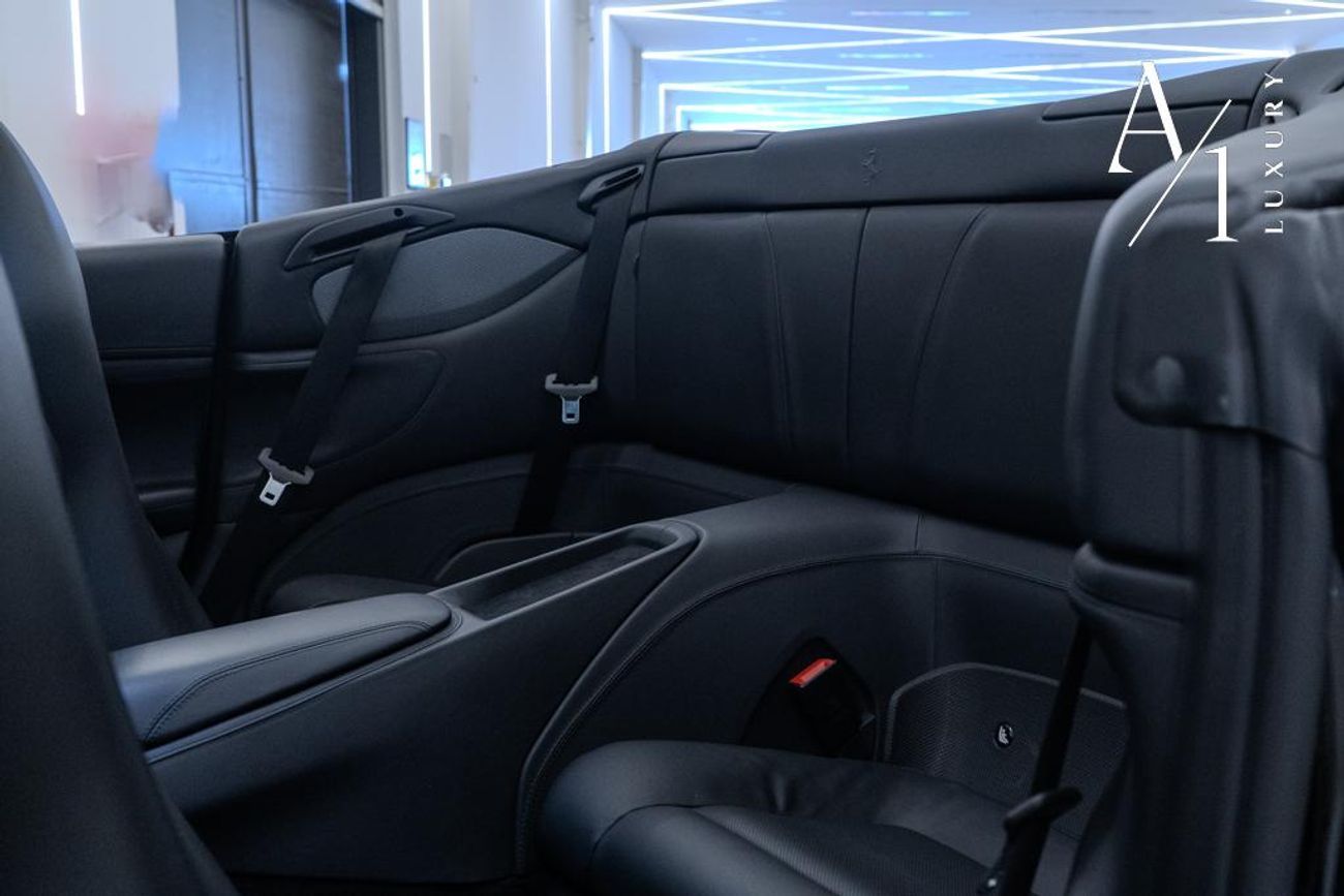 Ferrari Portofino Std 3.9L 2020 Ferrari Portofino, Warranty, Carbon Fiber Package, Nero Daytona WB Exterior, Very Low