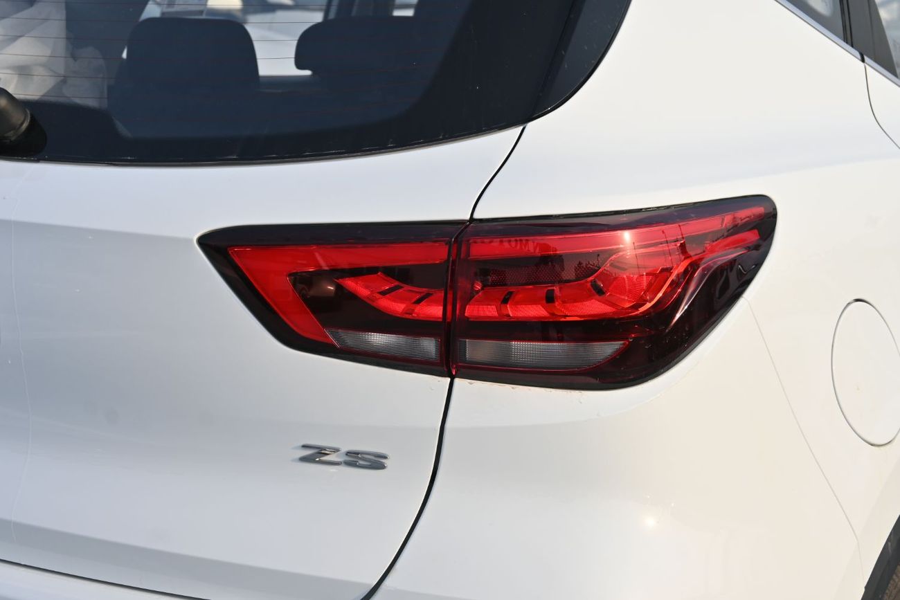 MG ZS MG ZS 1.5L Basic Option, Petrol Model 2025, Color White