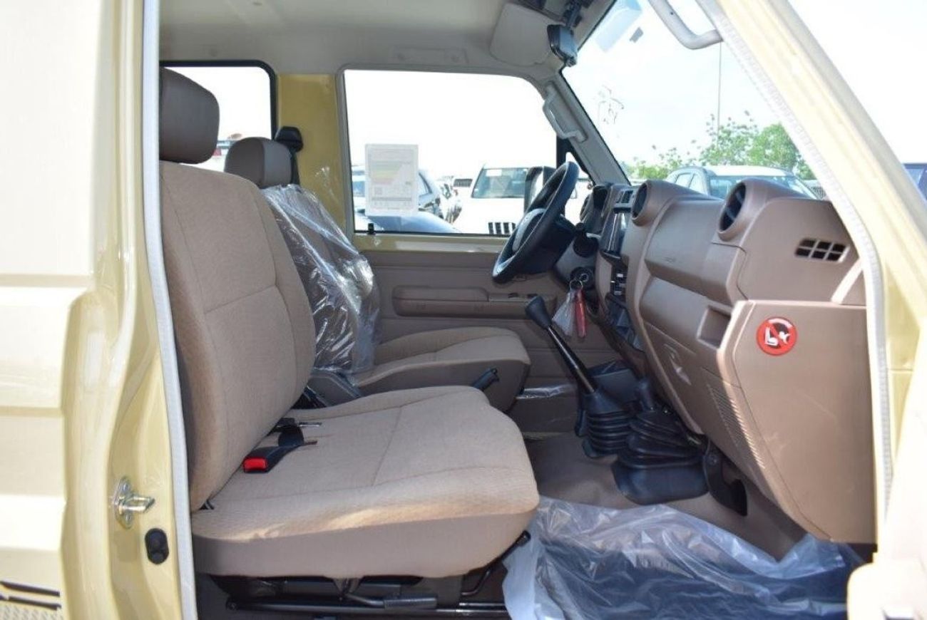 Toyota Land Cruiser 70 2024 TOYOTA LAND CRUISER 71 SWB V6 4.0L 4WD 7 SEATER MT -EURO 4.