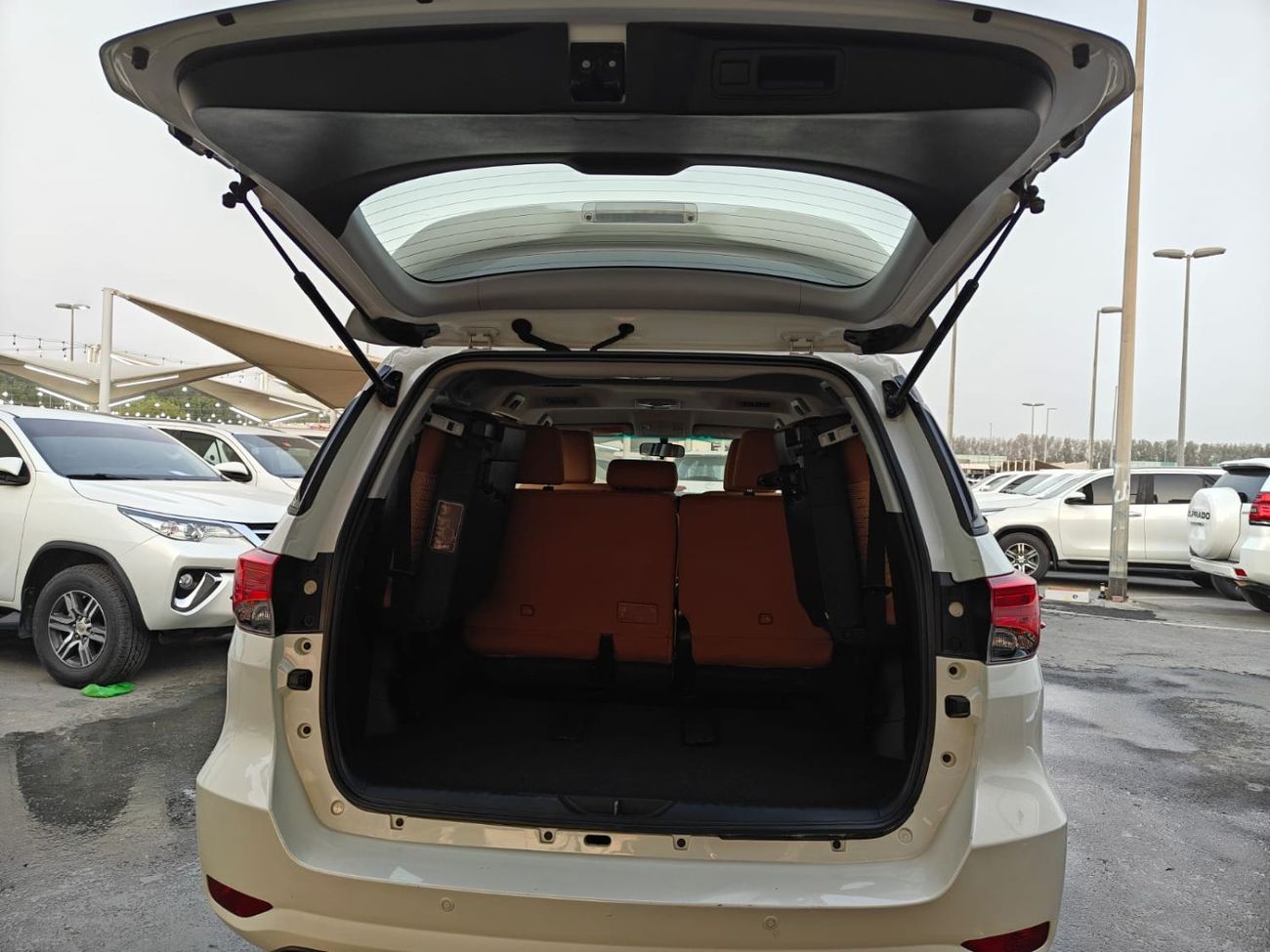 تويوتا فورتونر 2.7L SR5