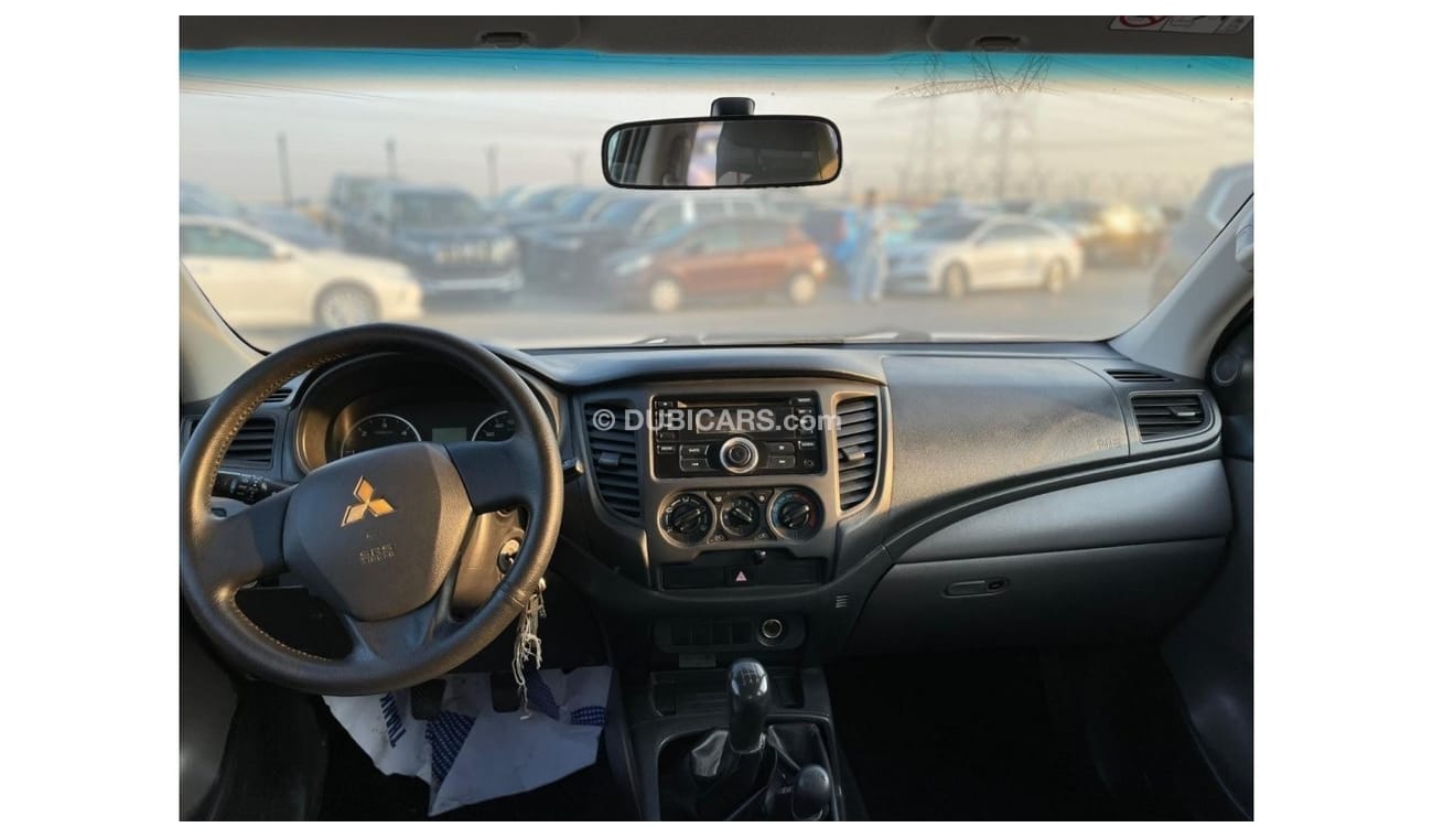 ميتسوبيشي L200 2017 Mitsubishi L200 4x4 / 2.5l -v4  -UAE PASS