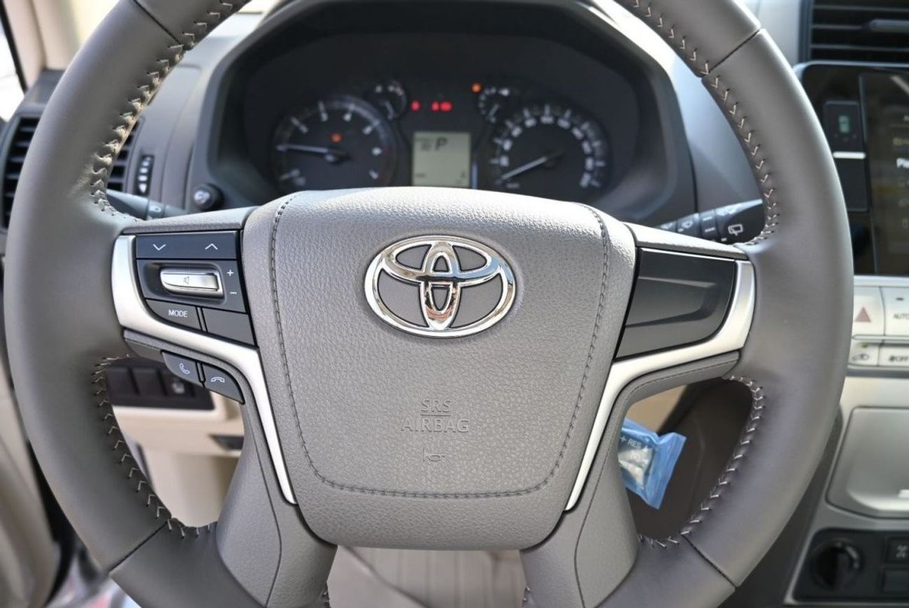 تويوتا برادو تويوتا لاندكروزر برادو 4.0 لتر TX.L بنزين ، دفع رباعي ، 5 أبواب ، مثبت سرعة ، فتحة سقف ، مقاعد كهربا