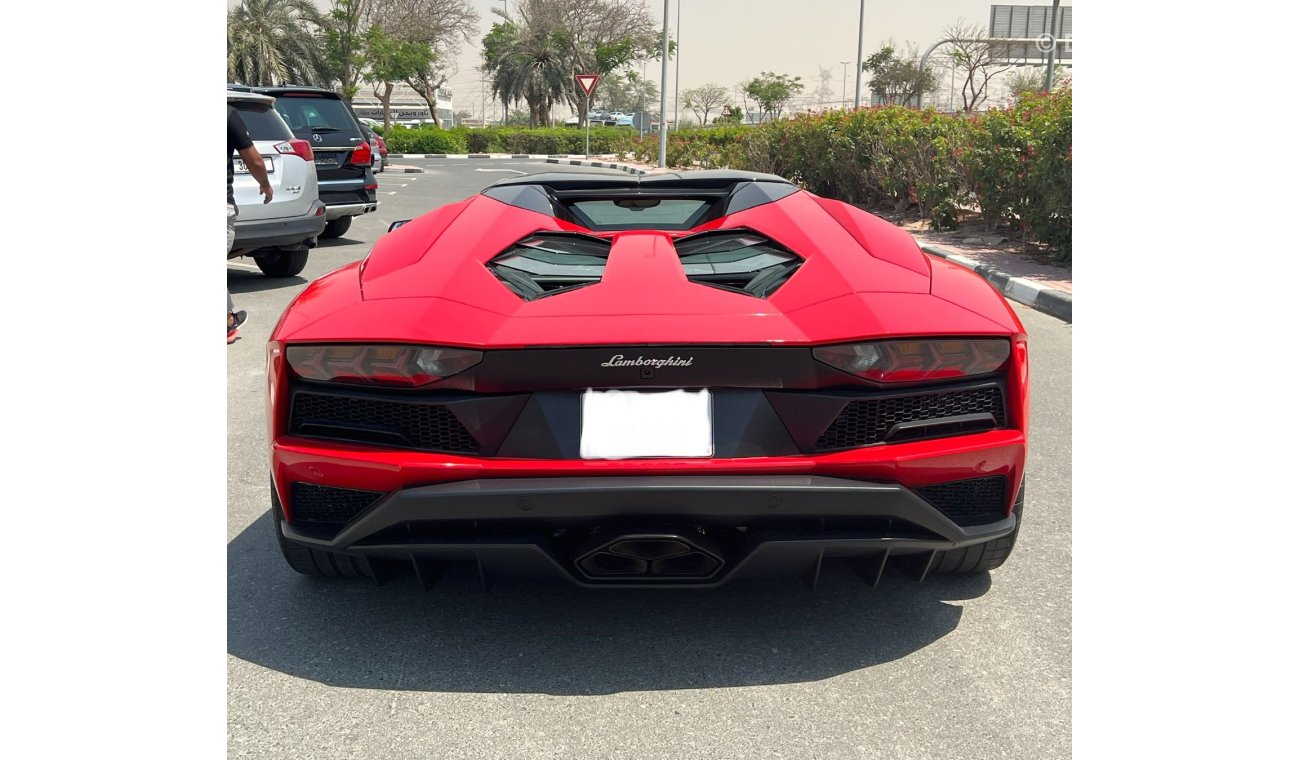 لمبرجيني أفينتادور LAMBORGHINI AVENTADOR 2019 LOW MILAGE