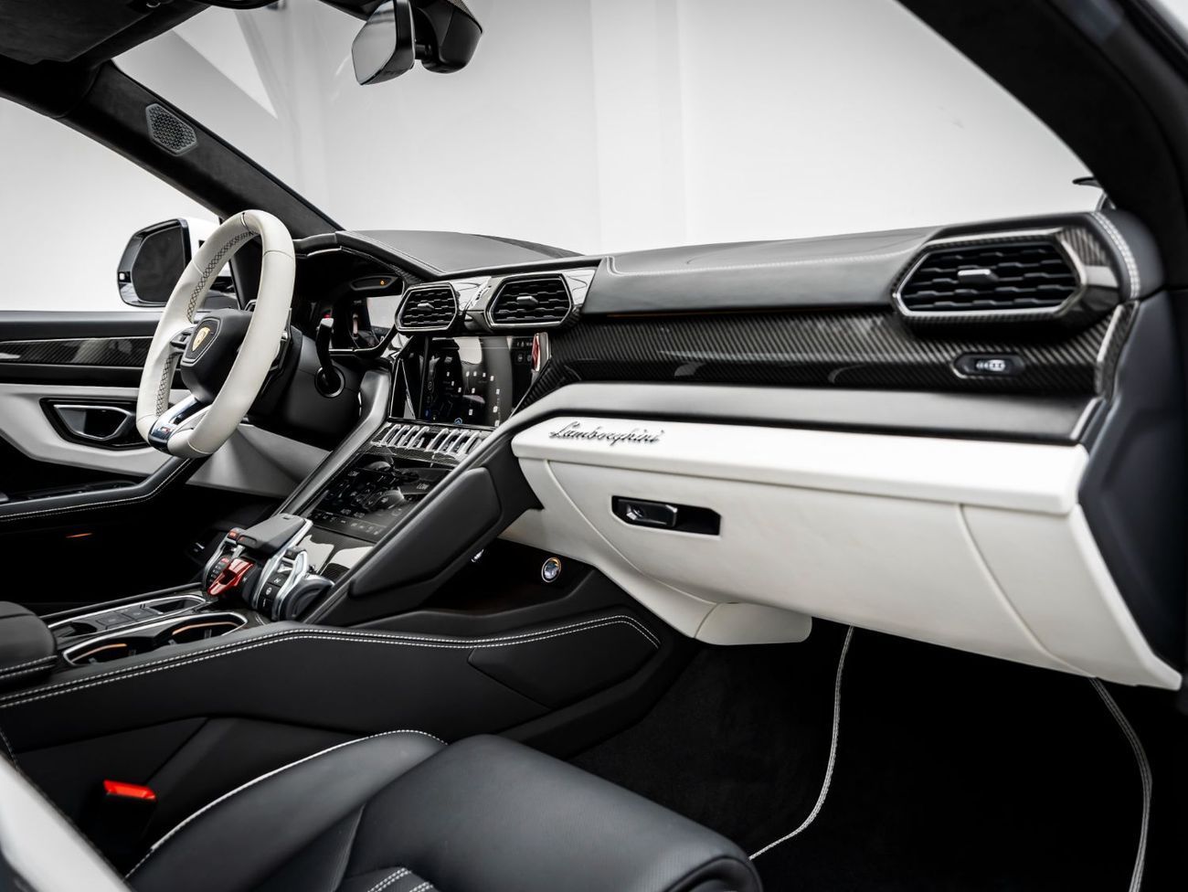 لامبورغيني اوروس S 4.0T V8