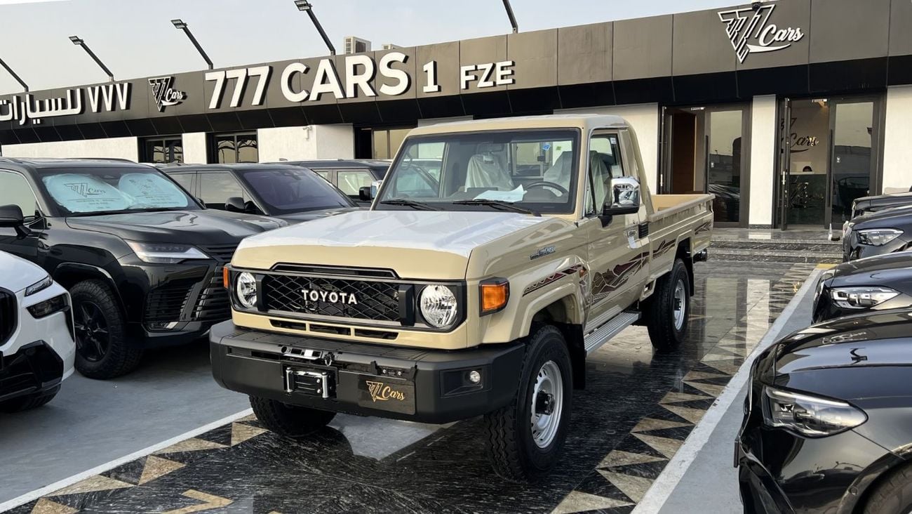 تويوتا لاند كروزر بيك آب SC 4.0L