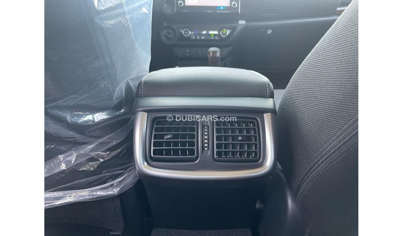 Toyota Hilux TOYOTA HILUX 2.8L, DIESEL, AUTOMATIC , SILVER EXTERIOR WITH BLACK INTERIOR,  ONLY FOR EXPORT