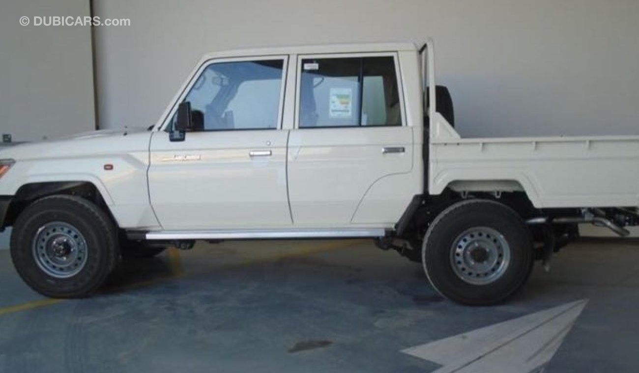 Toyota Land Cruiser Pick Up DOUPLE CAP DISEL