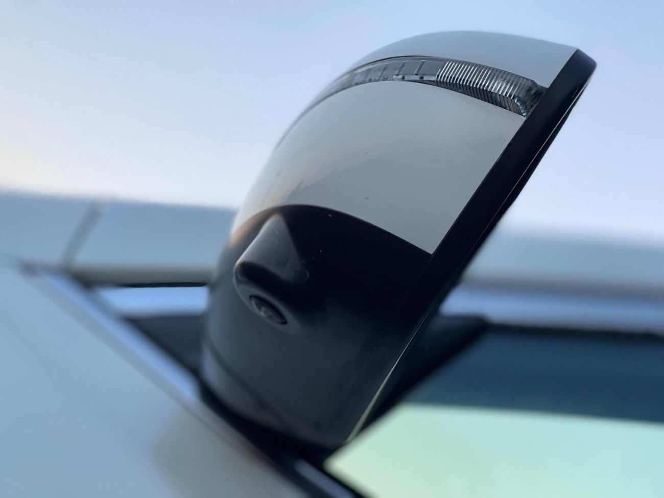 نيسان روج SL / AWD / 2.5 V4 / فتحة سقف بانورامية / كاميرا 360 درجة / رادار / نظام صوت BOSE