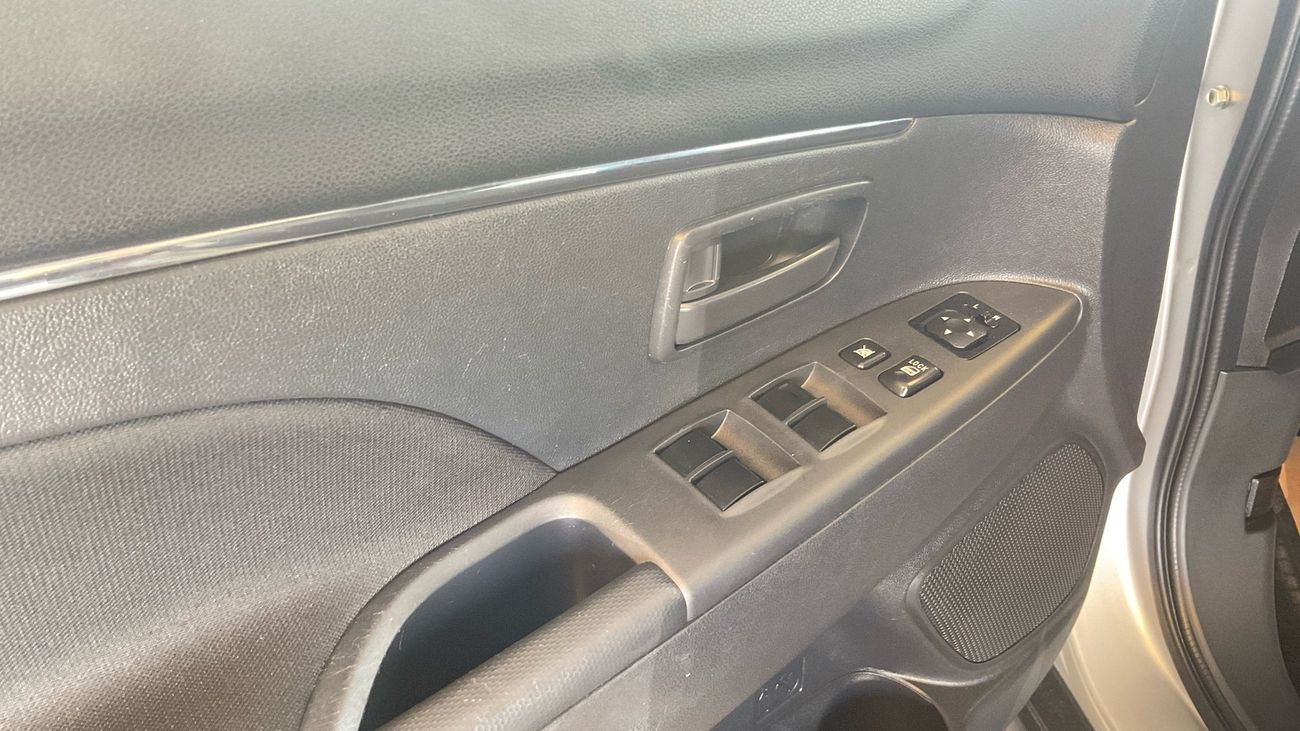 ميتسوبيشي ASX GLX Lowline | شامل الضمان | 0 ﺪﻔﻋﺓ ﺃﻮﻟﻯ