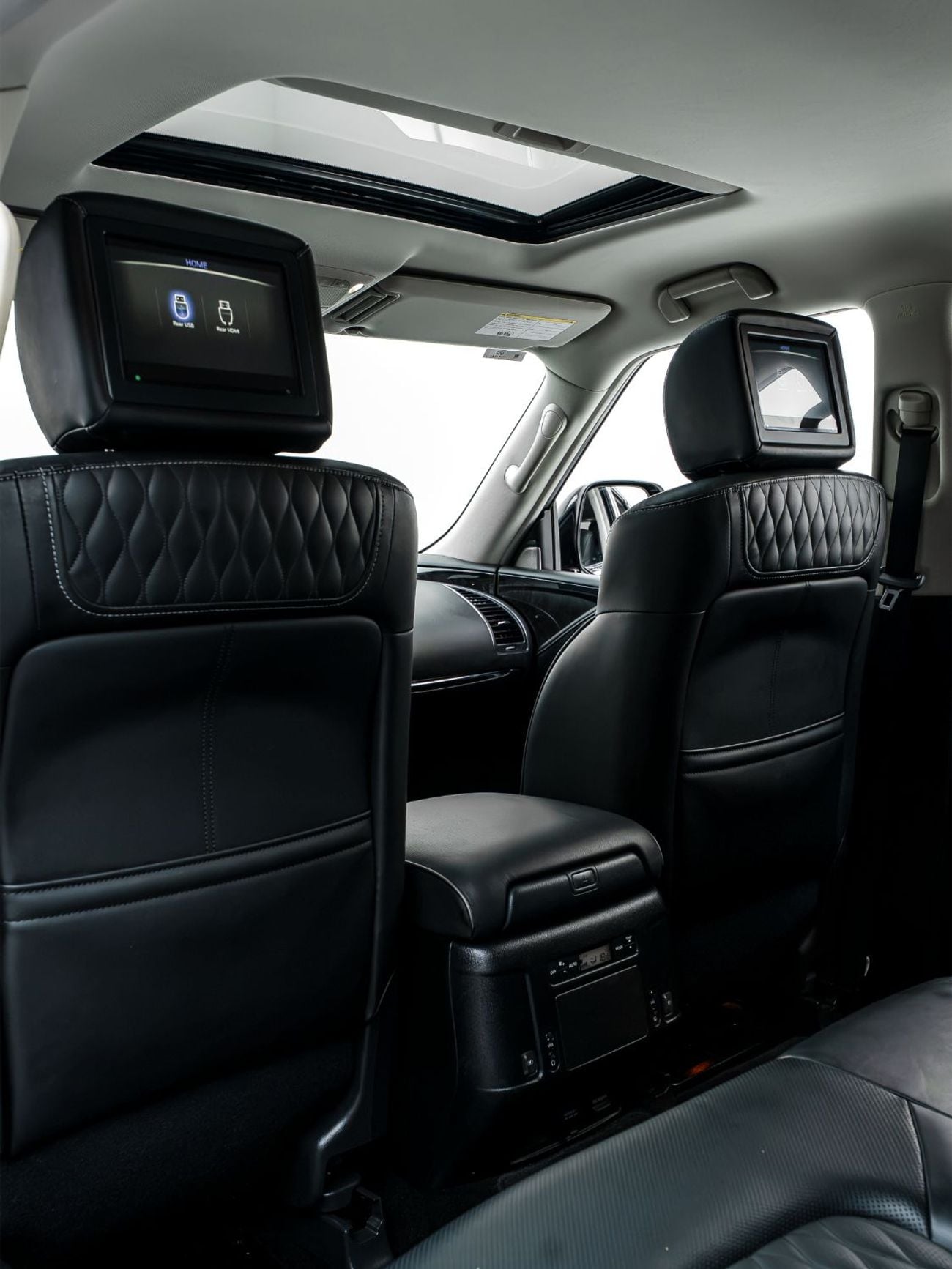 إنفينيتي QX80 LUXE SENSORY PROACTIVE